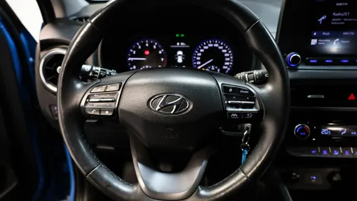 HYUNDAI Kona -