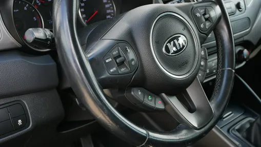 KIA Carens -
