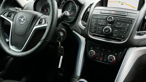 OPEL Zafira -