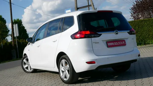 OPEL Zafira -
