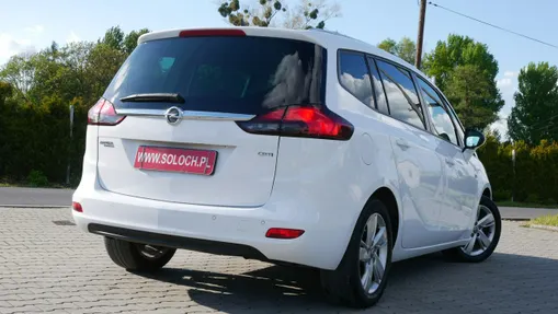 OPEL Zafira -
