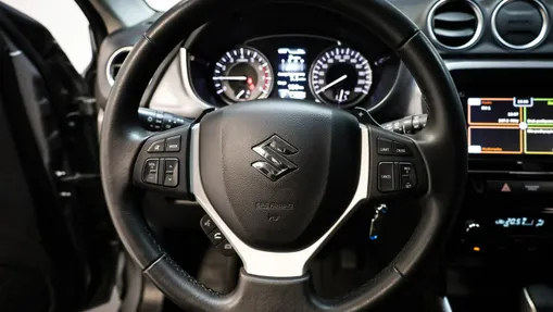 SUZUKI Vitara -