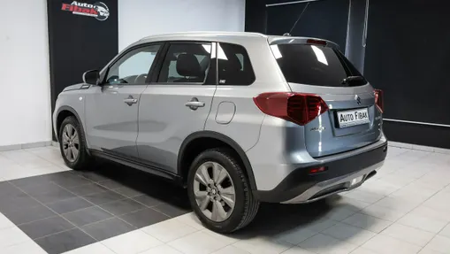 SUZUKI Vitara -