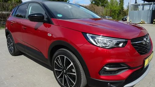 OPEL Grandland X -