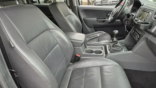 VOLKSWAGEN Amarok -
