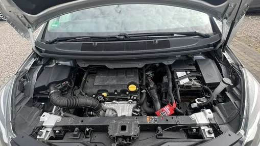 OPEL Zafira -