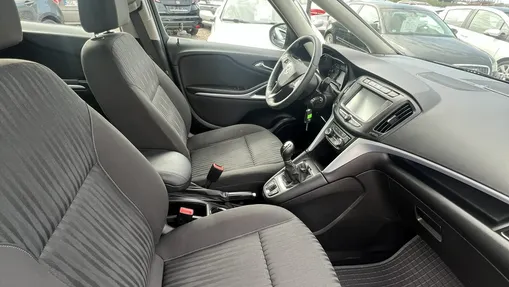 OPEL Zafira -