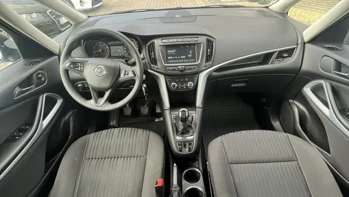 OPEL Zafira -