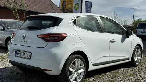 RENAULT Clio -