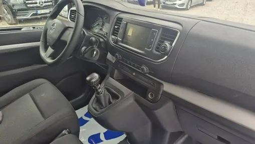 OPEL Vivaro -