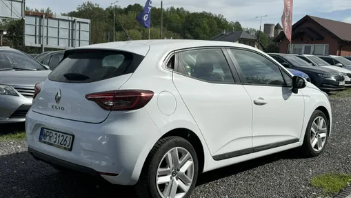 RENAULT Clio -
