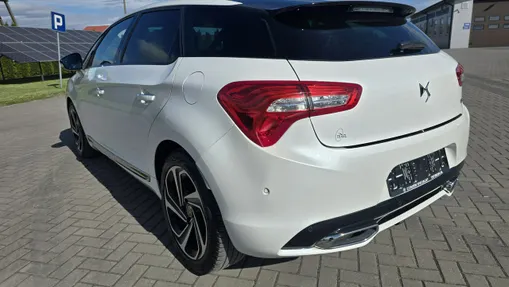 CITROEN DS5 -