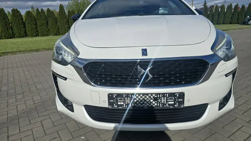 CITROEN DS5 -
