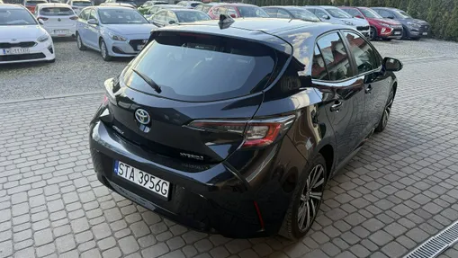 TOYOTA Corolla -