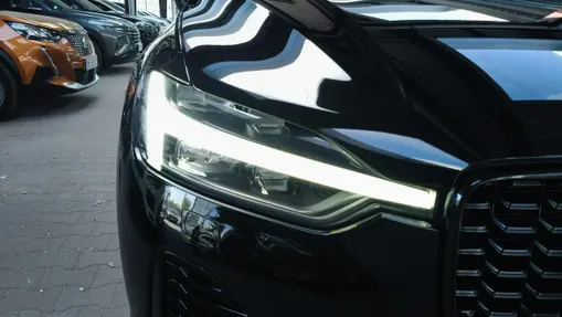VOLVO XC60 -