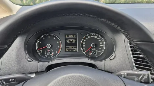 VOLKSWAGEN Sharan -