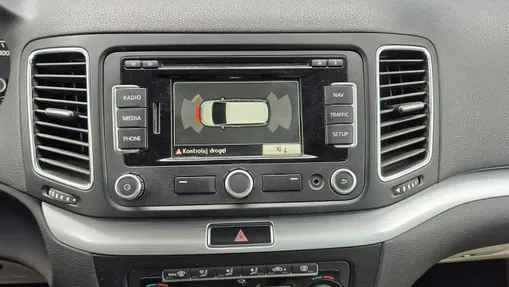 VOLKSWAGEN Sharan -