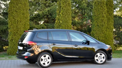 OPEL Zafira -