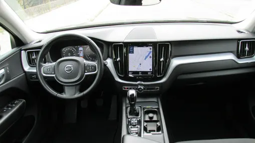 VOLVO XC60 -