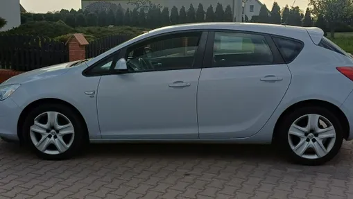 OPEL Astra -