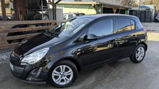 OPEL Corsa -