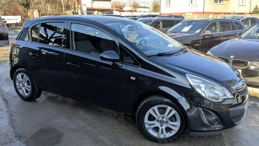OPEL Corsa -