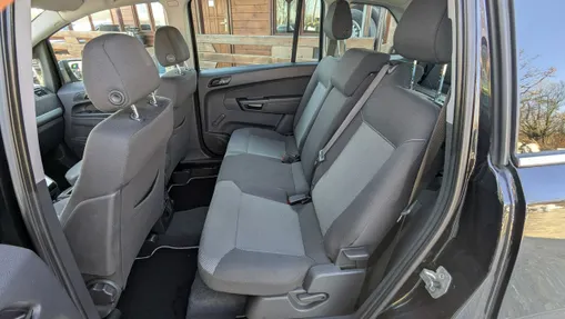 OPEL Zafira -