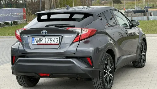 TOYOTA C-HR -