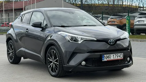 TOYOTA C-HR -