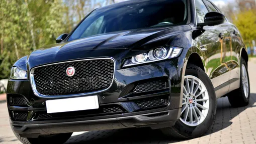 JAGUAR F-Pace -