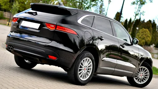 JAGUAR F-Pace -
