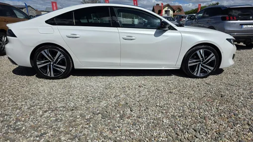 PEUGEOT 508 -