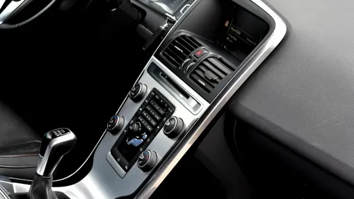 VOLVO XC60 -
