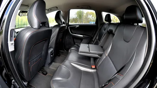 VOLVO XC60 -