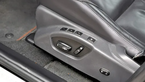 VOLVO XC60 -