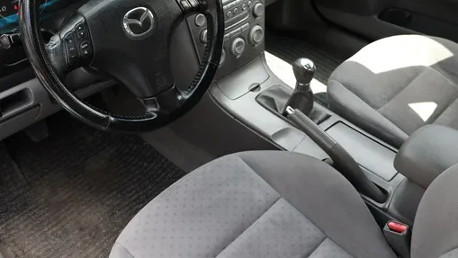 MAZDA 6 -