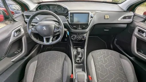 PEUGEOT 2008 -