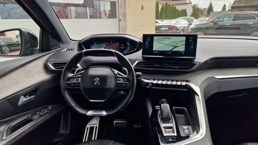 PEUGEOT 3008 -