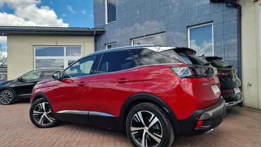 PEUGEOT 3008 -