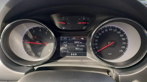 OPEL Astra -