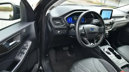 FORD Kuga -