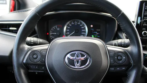 TOYOTA Corolla -