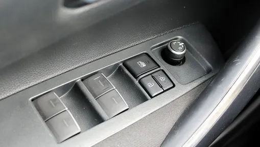 TOYOTA Corolla -