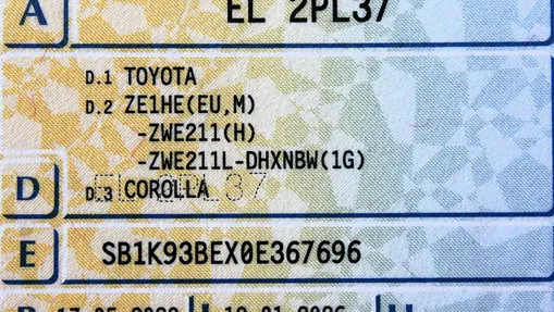 TOYOTA Corolla -