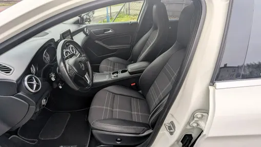 MERCEDES-BENZ GLA -