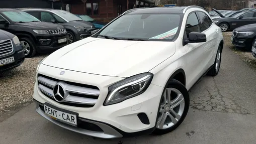 MERCEDES-BENZ GLA -