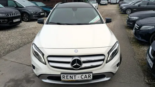 MERCEDES-BENZ GLA -