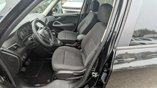 OPEL Zafira -