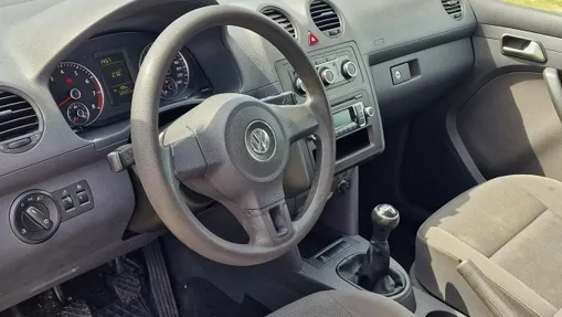 VOLKSWAGEN Caddy -
