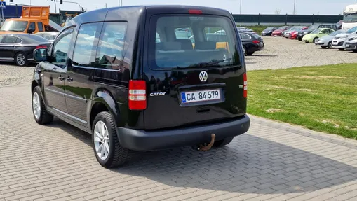 VOLKSWAGEN Caddy -